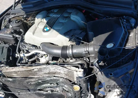 2004 BMW 645Ci z USA, uszkodzony, nr VIN WBAEK73444B320744